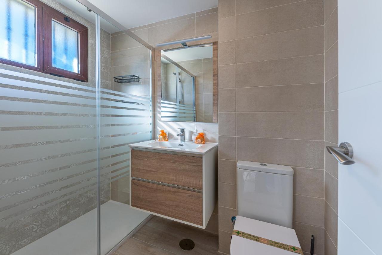 797 Holiday Rentals- Apartamento En Aloha Playa Frente Al Mar เบนัลมาเดนา ภายนอก รูปภาพ